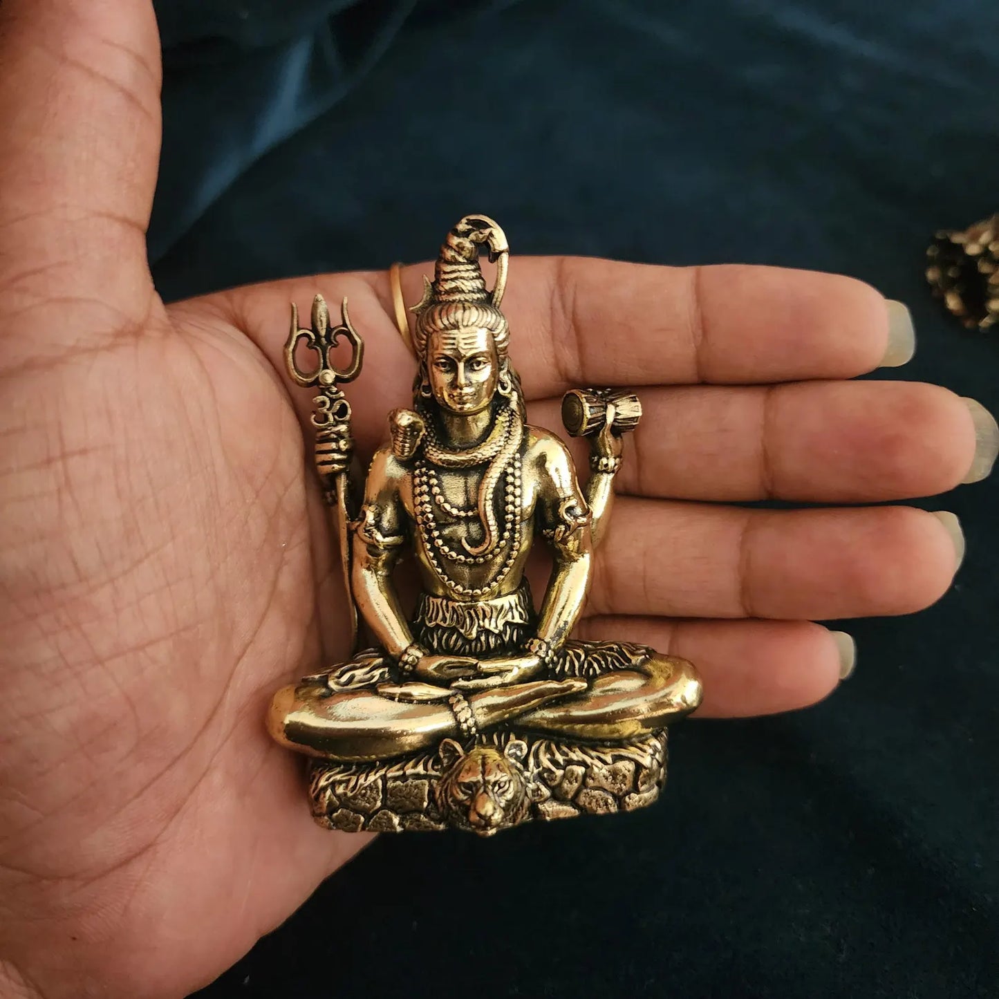 Hindu God Goddess for small Temple | Lakshmi Ganesha Saraswati Shiva or Lord Hanuman in premium brass | 3 inch | Best idea for small gift
