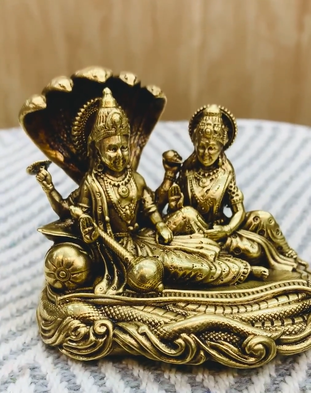 LaxmiNarayan Brass Idol 2.5 inch | 6 cm | 165 gm | Hindu Home Decor Spiritual Altar Statue Prosperity Symbol Perfect Gift Idea