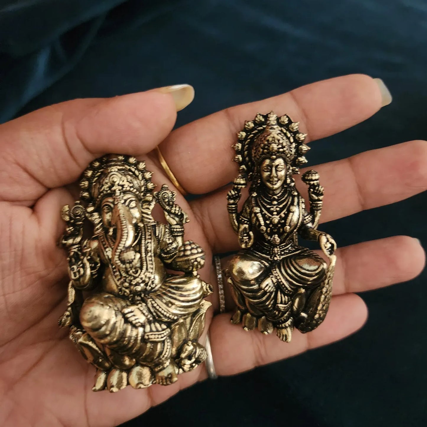 Hindu God Goddess for small Temple | Lakshmi Ganesha Saraswati Shiva or Lord Hanuman in premium brass | 3 inch | Best idea for small gift